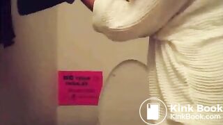 Spying pooping girls 4