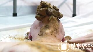 sxy scat mistress breakfast scat pile