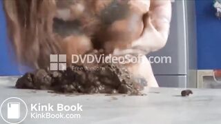 gorgeous naked Russian pooed and masturbated