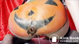 sexy Russian craps and pees - video 3