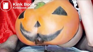 sexy Russian craps and pees - video 3