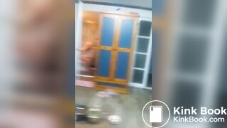 Korean girl caught on the toilet