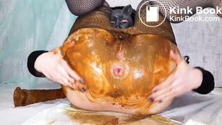 sexy Russian shits and pisses