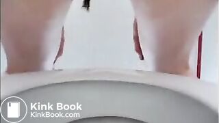 Teen films herself shitting in the toilet