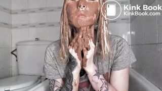 gorgeous Russian poops and pees