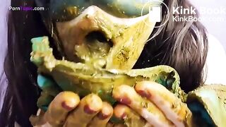 Blue Bra filled with shit rubbed in hair