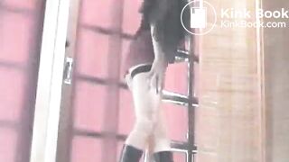 Sexy dancing and shitting