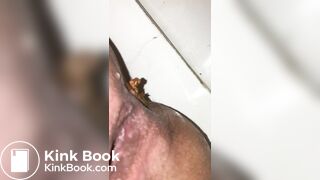 POOP MORNING GIRL TOILET (1)