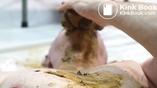 Toilet Slave - video 17