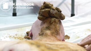 Toilet Slave - video 17