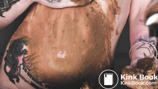 gorgeous naked Russian poops - video 3