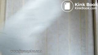 I... poops doggy style