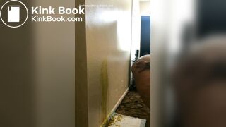 Ebony Bbw Blasting shit on Carpet/Wall