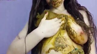 sexy Russian poops and pees - video 8