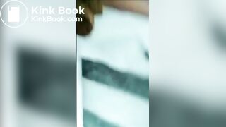 Dayenne Shits in Car