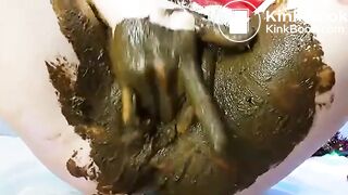 sexy Russian craps and pisses