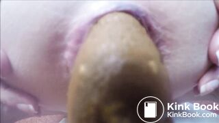 extremly close pooping footage - video 5