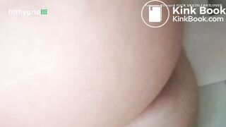 Sexy teen public toilet farting and runny poop