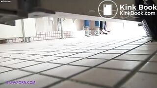 poop back shot - video 4