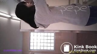 poop back shot - video 4