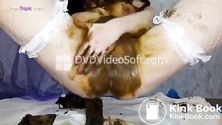 sexy Russian pooping and peeing - video 6