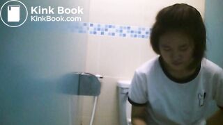 girls THAI shitting 2