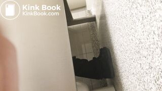 Voyeur pooping - video 8