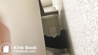 Voyeur pooping - video 8