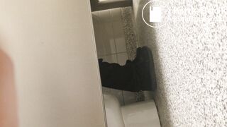 Voyeur pooping - video 8