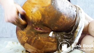 sexy Russian pooped and peed