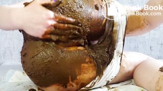 sexy Russian pooped and peed