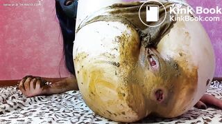 Mask Girl piss and Shit