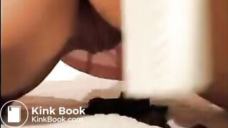 Blonde girl scat - video 2