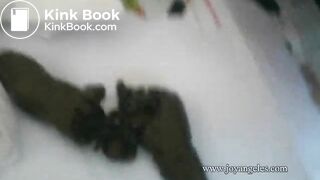 teen girl sexy pooping in floor