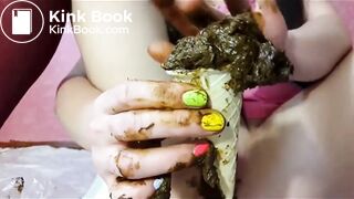 sexy Russian poops and pees - video 4