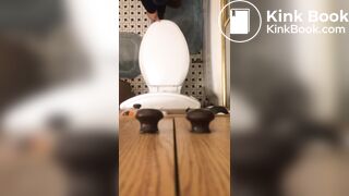 Ebony Voyeur Poop - video 2