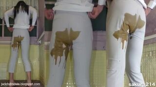 Asian girl messy diarrhea in White Pants