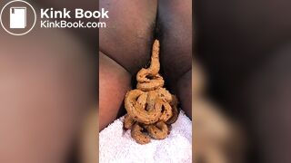 Ebony girl scat - video 5