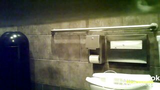 Public toilet - video 22