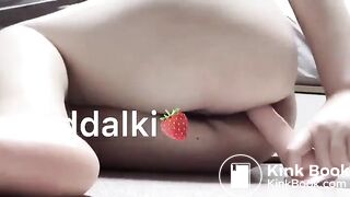 korean girl pooping - video 30