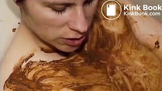 SCAT CLASSICS 02: Scat Threesome In Bath