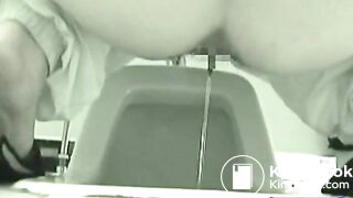 poop back shot - video 2