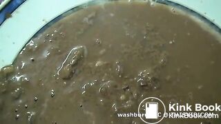 Diarrhea shat from woman onto plate