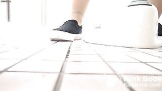 toilet break for poop