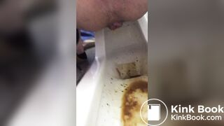 School toilet shiiting