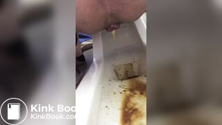 School toilet shiiting