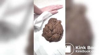 nice girl shits - video 2