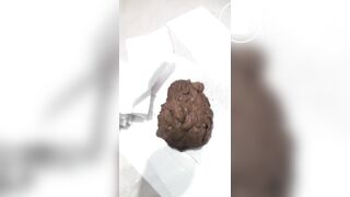 nice girl shits - video 2