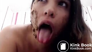 Latina Scat Girl