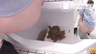 Japanese girls diarrhea on toilet